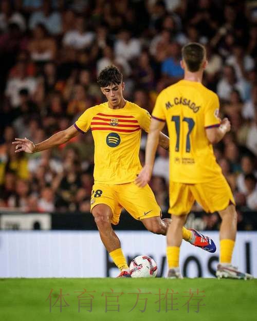 TA：巴萨冬窗引援已结束；贝尔纳尔与弗里克沟通后决定留下